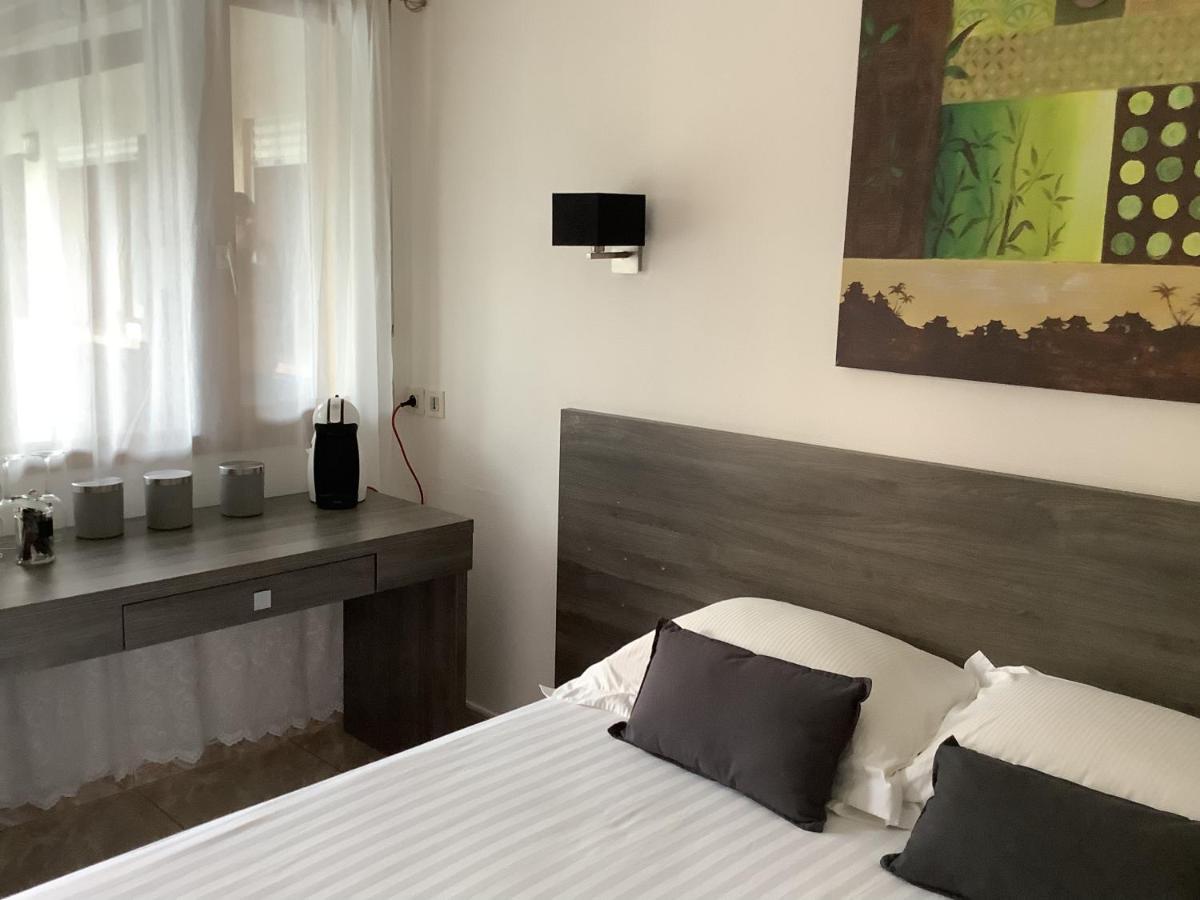 Bed and Breakfast La Dolce Farniente Biaudos Екстер'єр фото