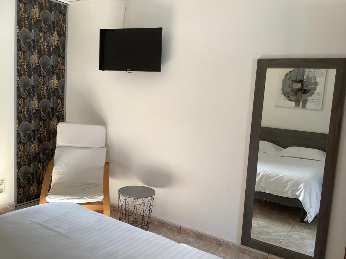 Bed and Breakfast La Dolce Farniente Biaudos Екстер'єр фото