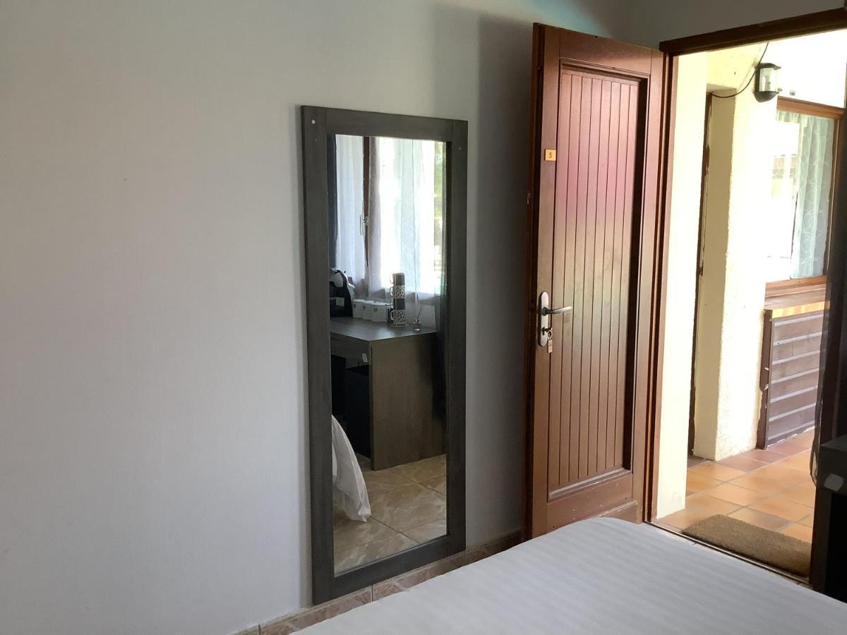 Bed and Breakfast La Dolce Farniente Biaudos Екстер'єр фото